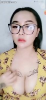 Bokep Indo Leila Berkacamata Nyepong Kontol Pacar